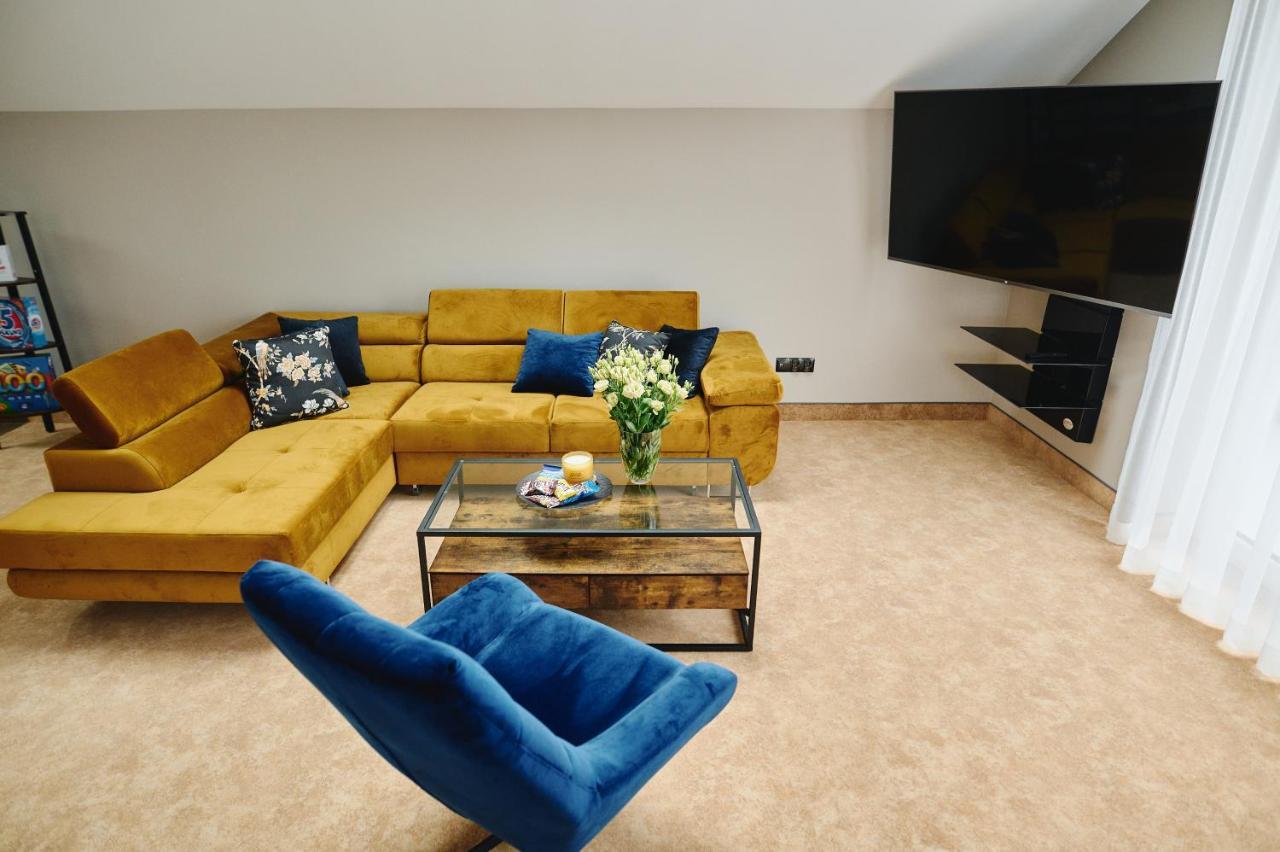 M&M Apartamenty Jasionka Zewnętrze zdjęcie
